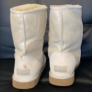 UGG classic short boots
